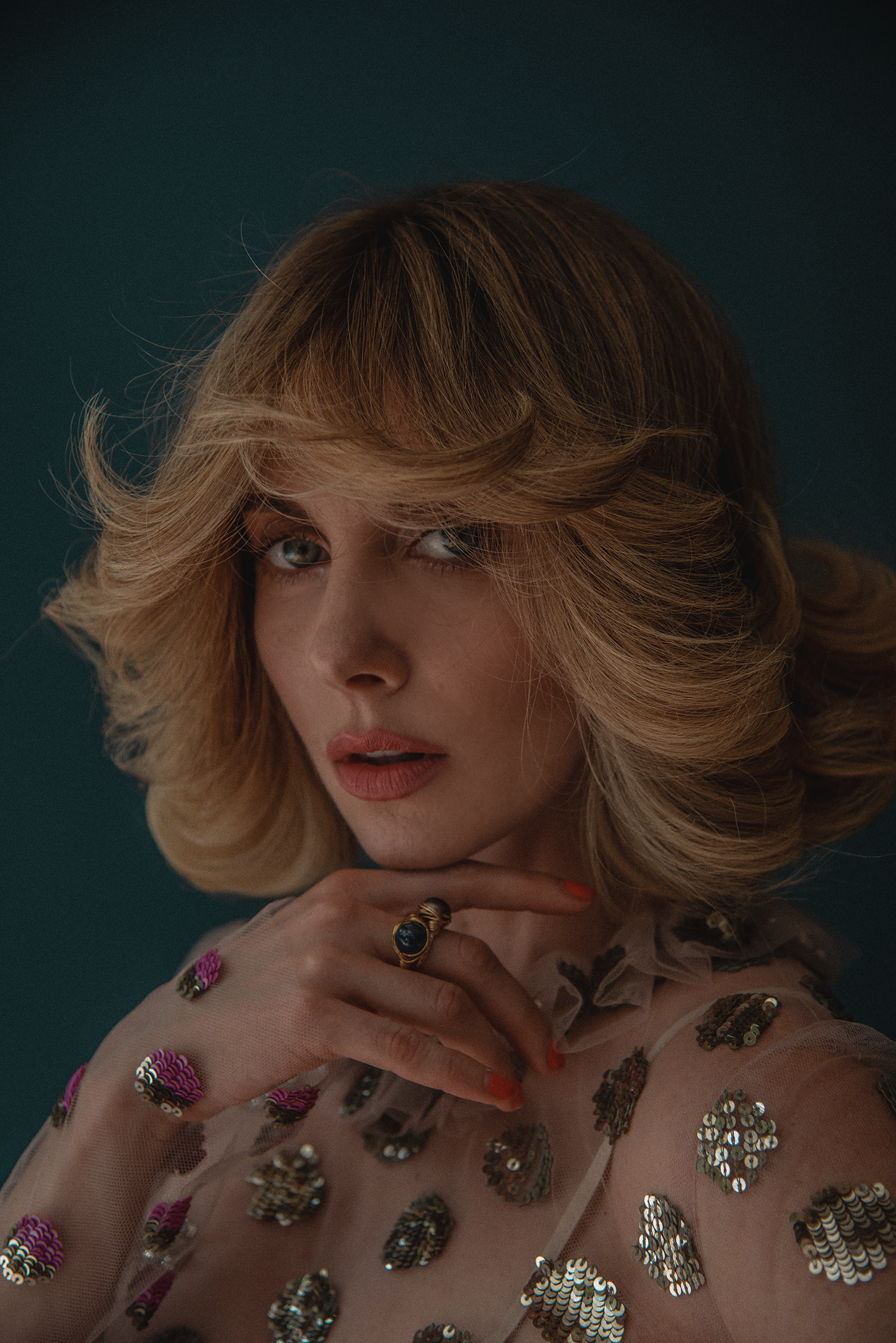LADYGUNN NO. 18 COVER STORY: EXPANDING AND EXPLORING THE MANY FACETS OF ALISON BRIE