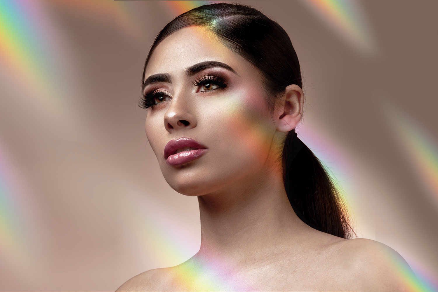 Read more about the article ALUS PAYS HOMAGE TO WOMEN IN NEW ‘GIRL GANG’ VIDEO