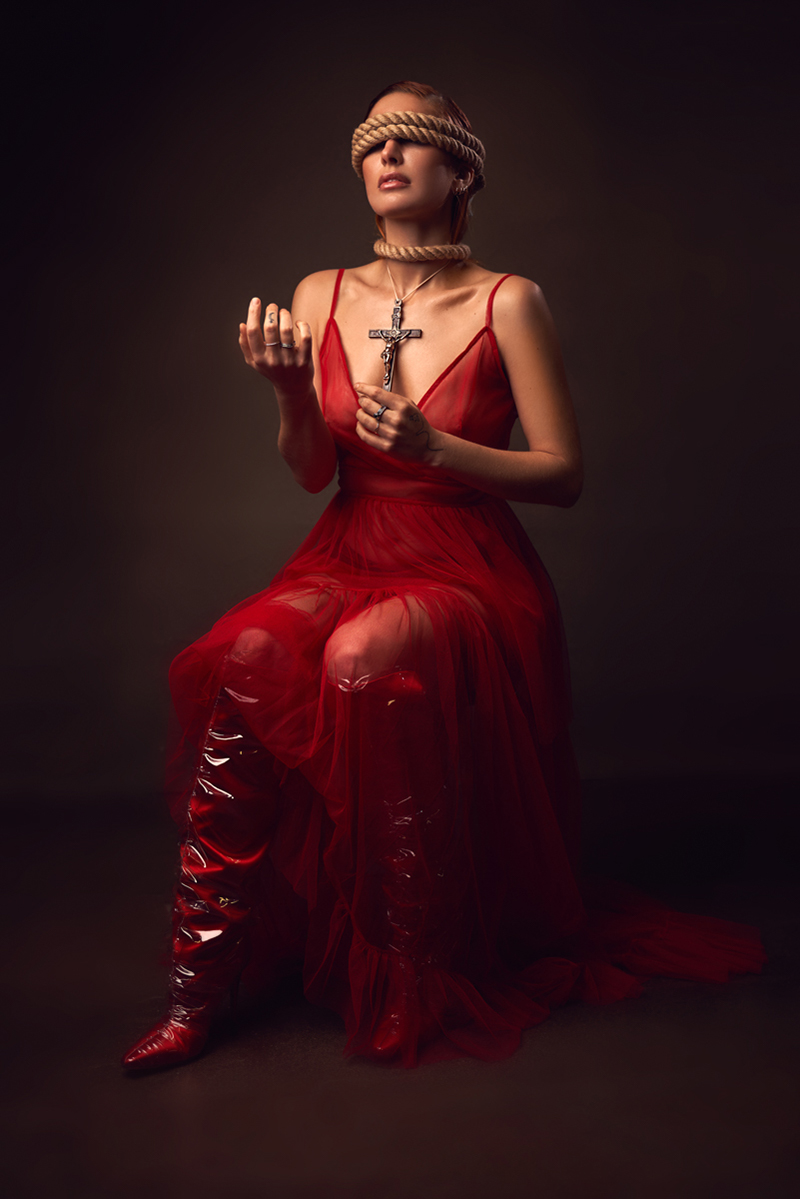 Read more about the article VIDEO PREMIERE: BIIANCO- "Get Up" ++ Interview 