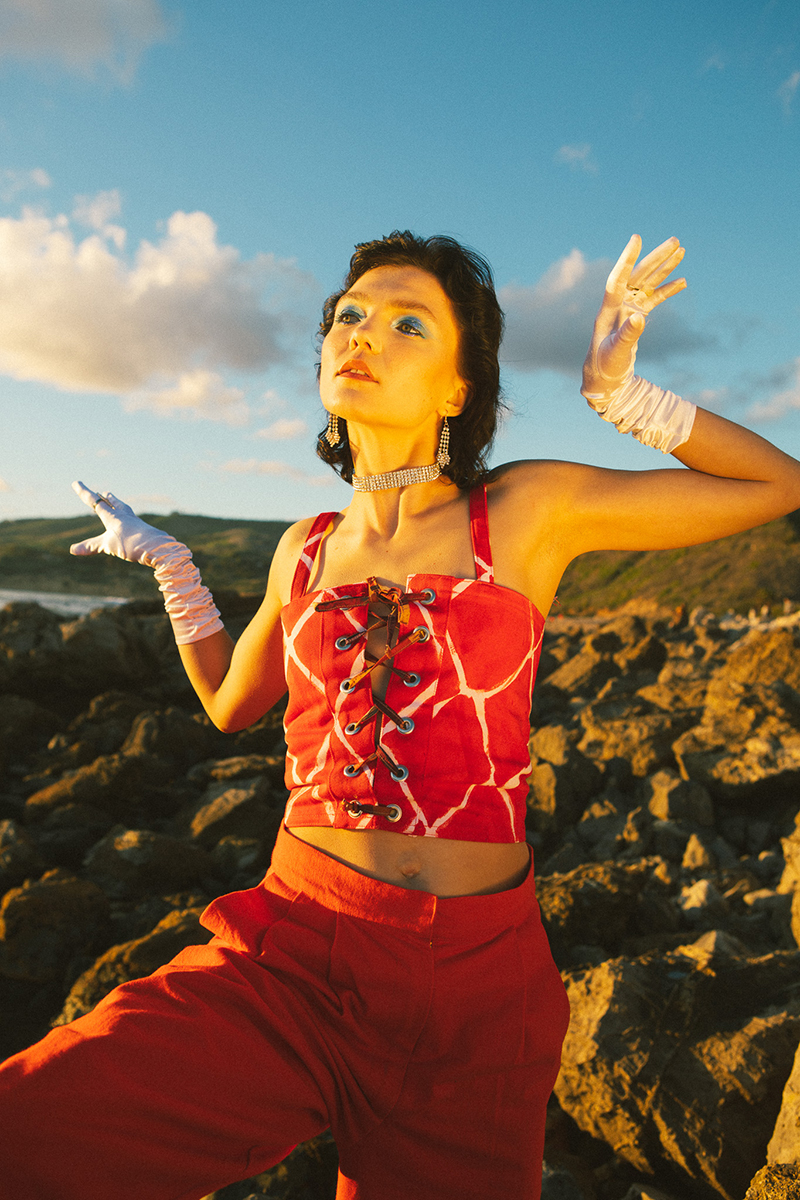 Read more about the article SIREN BY THE SEA