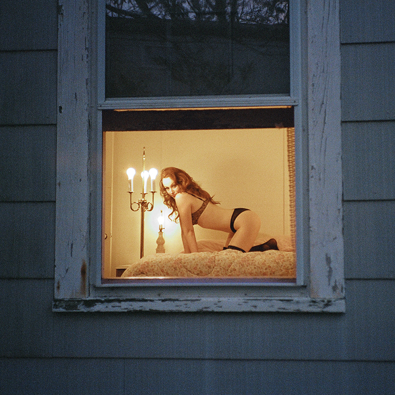 Read more about the article TRACK PREMIERE: MISS MADELINE – "MARY JANE"