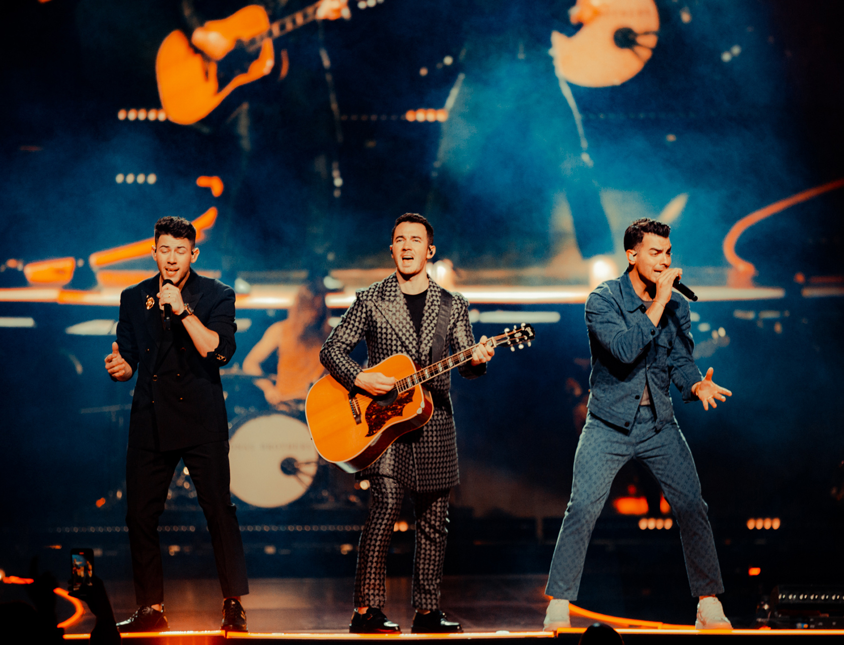 Read more about the article LIVE REVIEW: JONAS BROTHERS IN AUSTIN