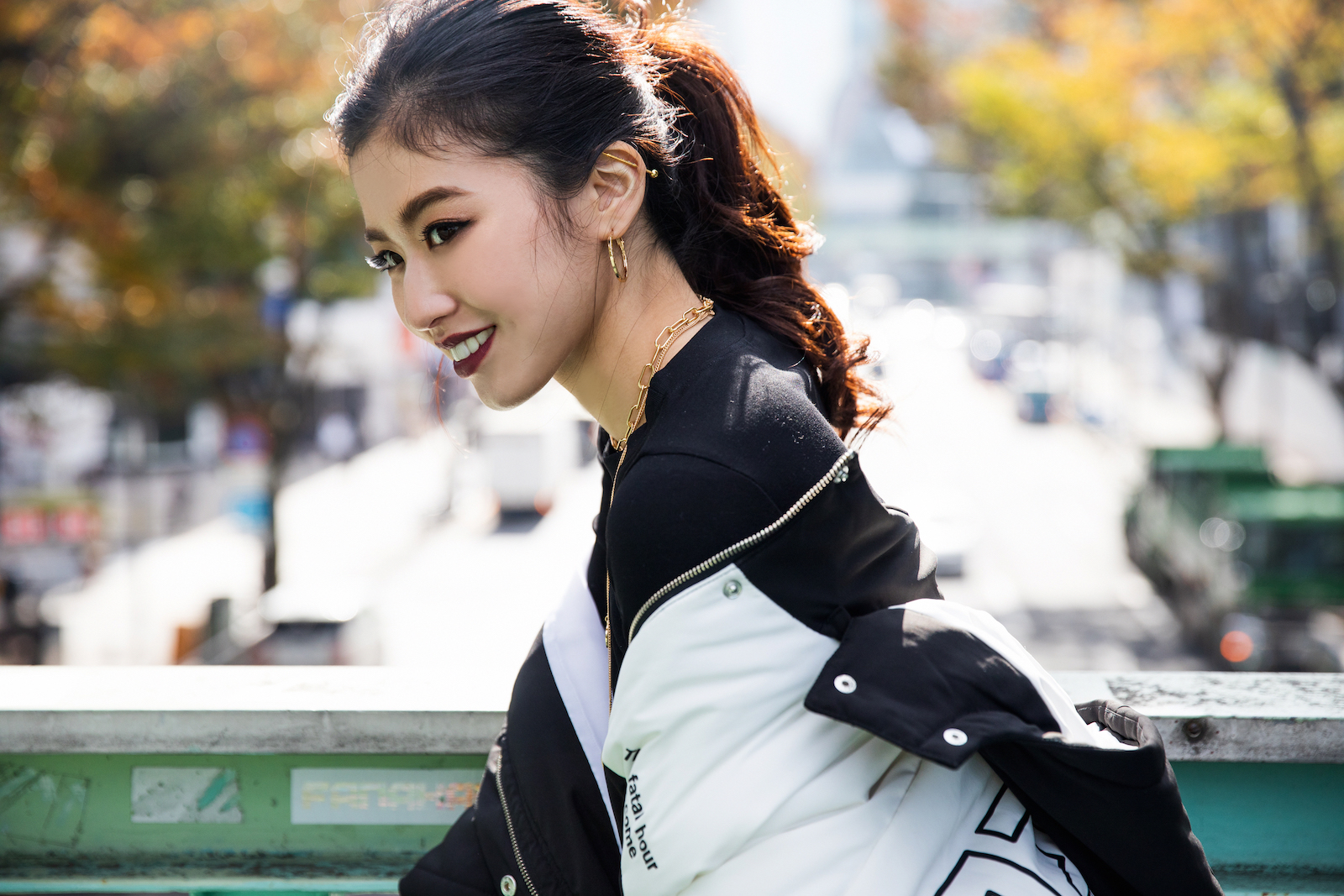 Read more about the article ALBUM PREMIERE: MIREI DEBUTS “TAKE ME AWAY” AND TALKS TO LADYGUNN