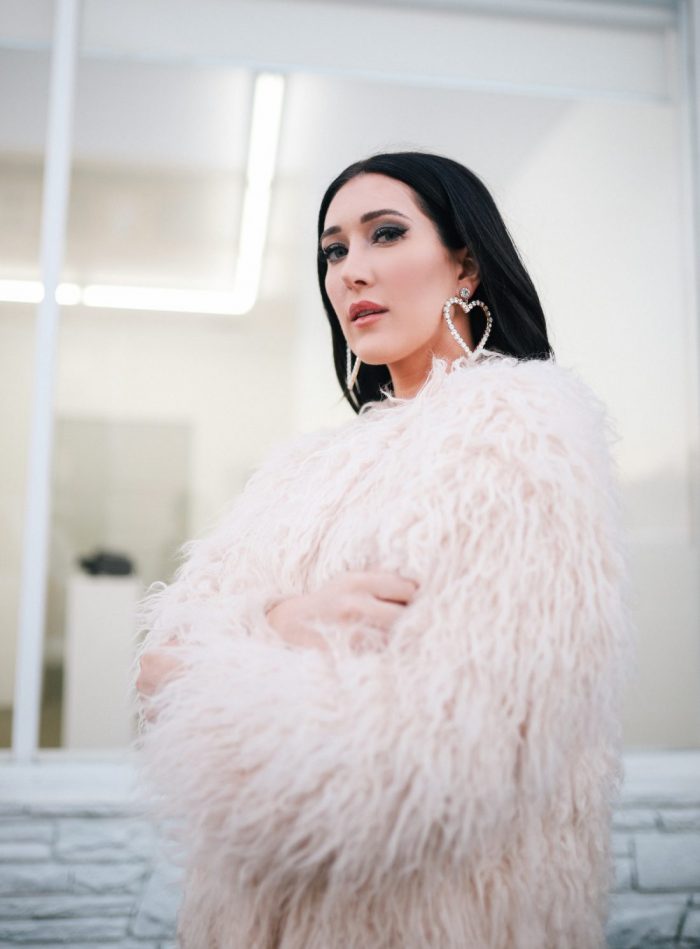 Read more about the article AUBRIE SELLERS’ ‘HAVEN’T EVEN KISSED ME YET’ IS MELANCHOLIC ANTICIPATION