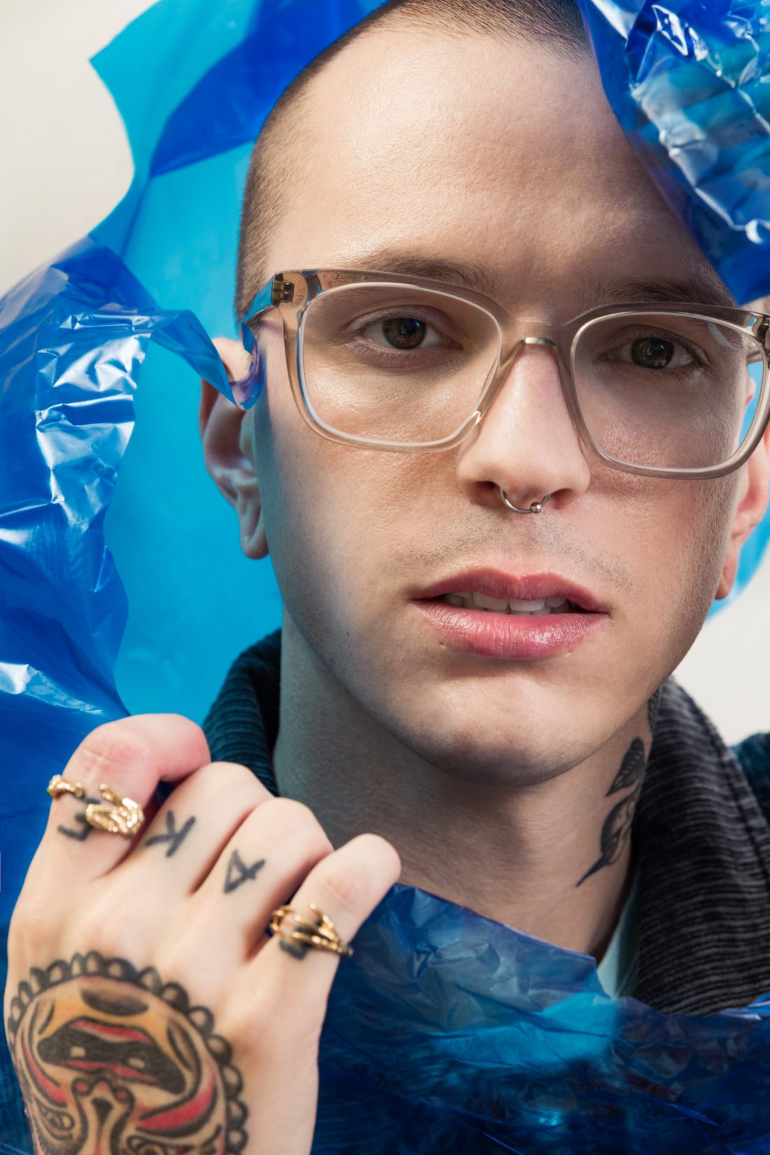 Read more about the article JAMES DROLL’S AESTHETIC IS HONESTY, AND HIS NEW SONG IS (HONESTLY) A HIT
