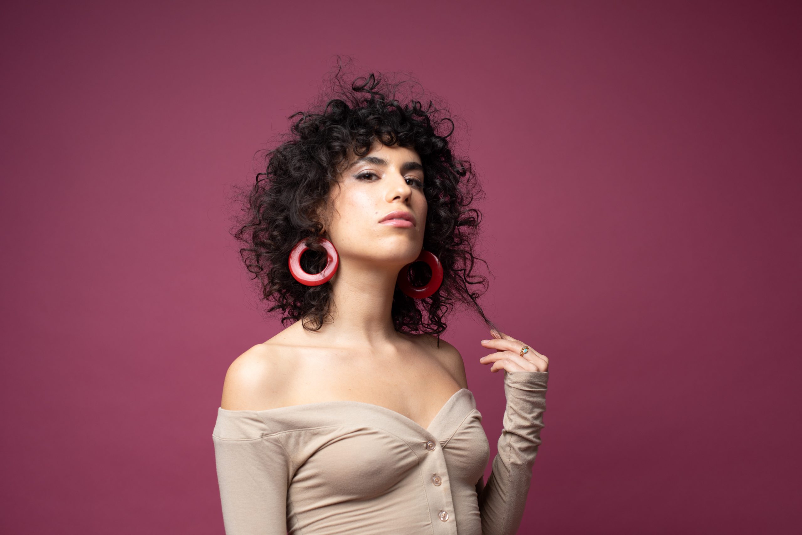 Read more about the article LISTEN TO “SEE ME NOW”: SONIA STEIN SHARES FASHION STAPLES AHEAD OF FASHION WEEK
