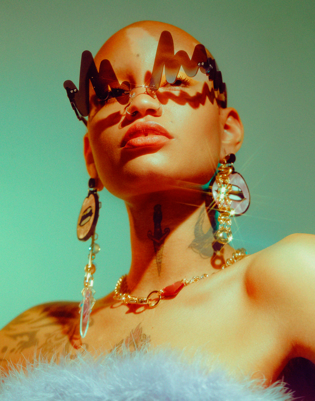 LADYGUNN – BEAM ME UP: ISLYNYC TAKES US TO ANOTHER WORLD OF INSPIRATION