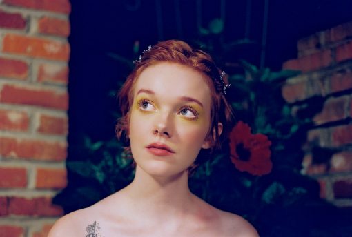 Read more about the article NASHVILLE’S MADDIE MEDLEY PROVES GENRE IS A CONCEPT IN DEBUT EP ‘COMING OF AGE PT. 1’