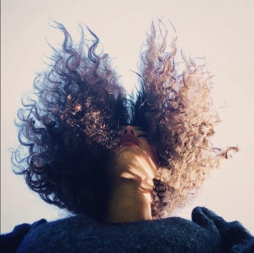 Read more about the article AMANI IS BREAKING THE CHAINS THAT HOLD HER BACK IN NEW VIDEO “POWER GAMES”