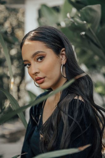 Read more about the article FAOUZIA AND GALANTIS BRING A CATHARTIC POP HIT TO SCOOB! THE ALBUM: ‘I FLY’