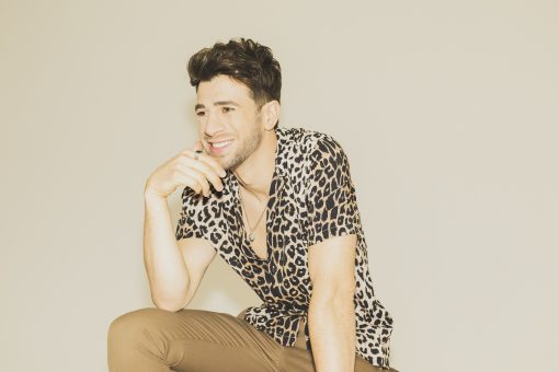 Read more about the article GET COZY IN THE UNKNOWN WITH MIKE RUBY’S NEW VIDEO “UNAPOLOGETIC”