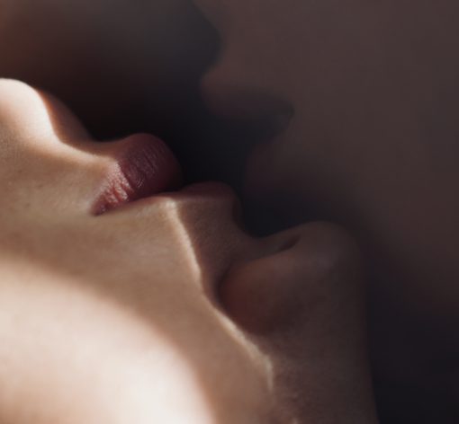 Read more about the article FIRST CRUSH: FLAVIA RELEASES ‘BLUE’ IN HONOR OF PRIDE AND BLACK TRANS ADVOCACY