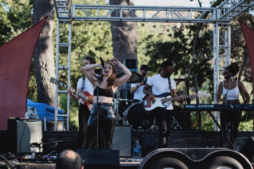 ANNABEL LEE BRINGS ‘LOS ANGELES’ COMMUNITY TOGETHER FOR A DRIVE-IN CONCERT, RELEASE SHOW