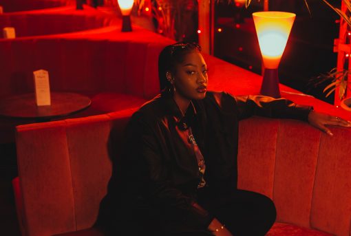 Read more about the article 20 QUESTIONS WITH TEMS: THE GLOWING NIGERIAN SONGSTRESS & SKYDIVER EXTRAORDINAIRE