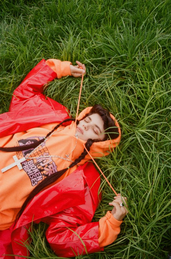 LADYGUNN – LADYGUNN NO. 20 COVER STORY: SOKO DIVES INTO THE REBIRTH OF ...