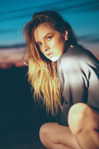 ZZ WARD HAS A “GIANT” SURPRISE