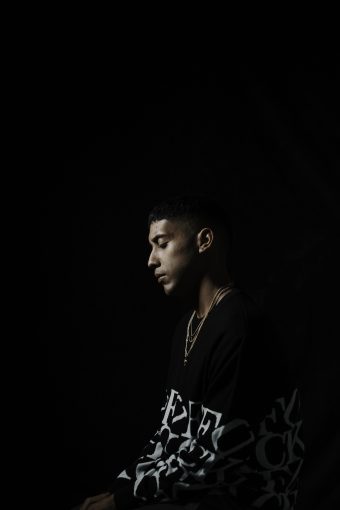 Read more about the article KRIS FLOYD CREATES EAR CANDY FOR ALL LANGUAGES