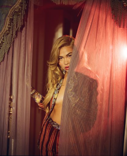 Read more about the article HAYLEY KIYOKO IS CELEBRATING HERSELF