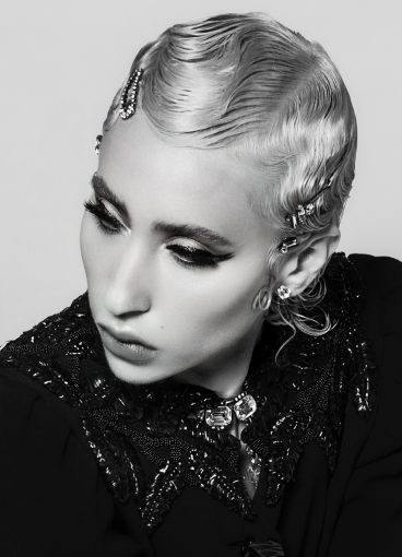 Read more about the article Drue de Milo Readies for the Future with Vintage Aesthetic and New Music
