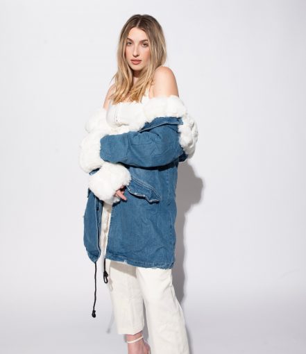 Read more about the article ELLI MOORE MAKES A “SNOW ANGEL” (AND QUITE AN IMPACT) 