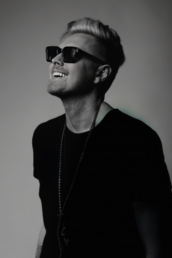 Read more about the article Song of the Year winner Austin Sands has a new song out “We Need To Talk” 