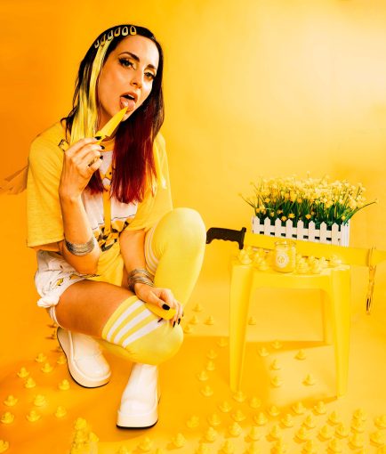 Read more about the article ‘PROMISE NOT TO KILL YOU’: NADIA VAEH’S LAST SINGLE IS ABOUT LOVE AND ITS COMPLICATIONS