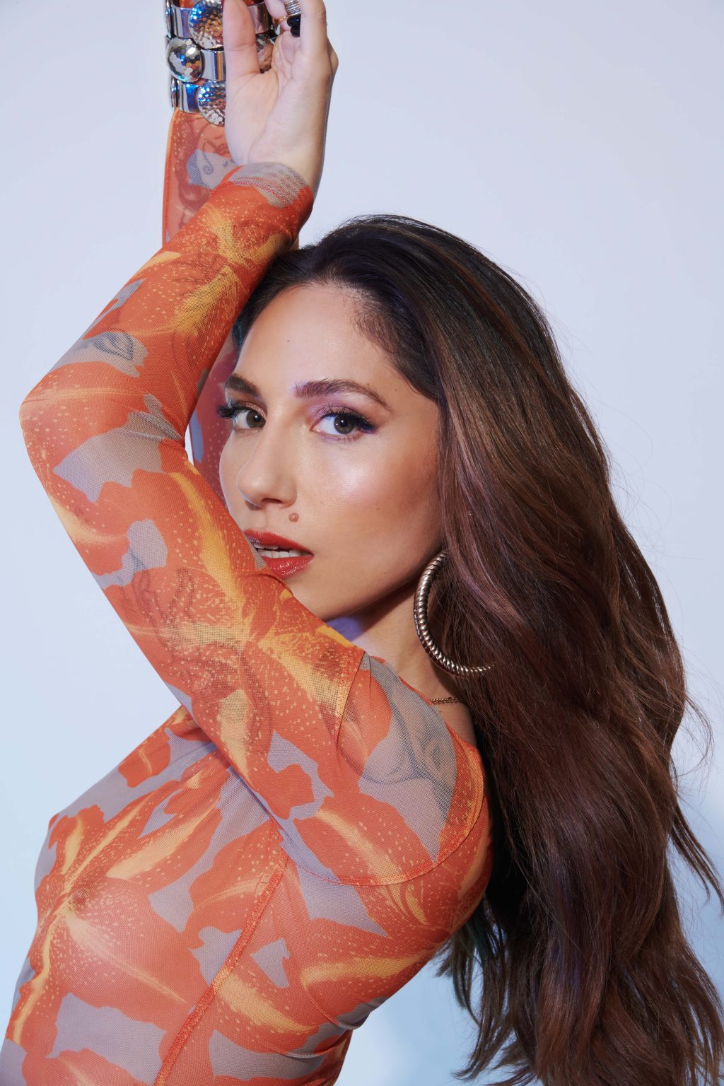 LADYGUNN – Real Talk With Tefi Pessoa