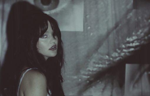 Read more about the article NATALIE MADIGAN FINDS BALANCE AND BEAUTY IN NEW EP YIN