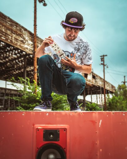 Read more about the article FROM CONFIDENCE THROUGH CHAOS WITH ‘NEVER NOT BLUE’ FROM DENVER ARTIST MANIC FOCUS