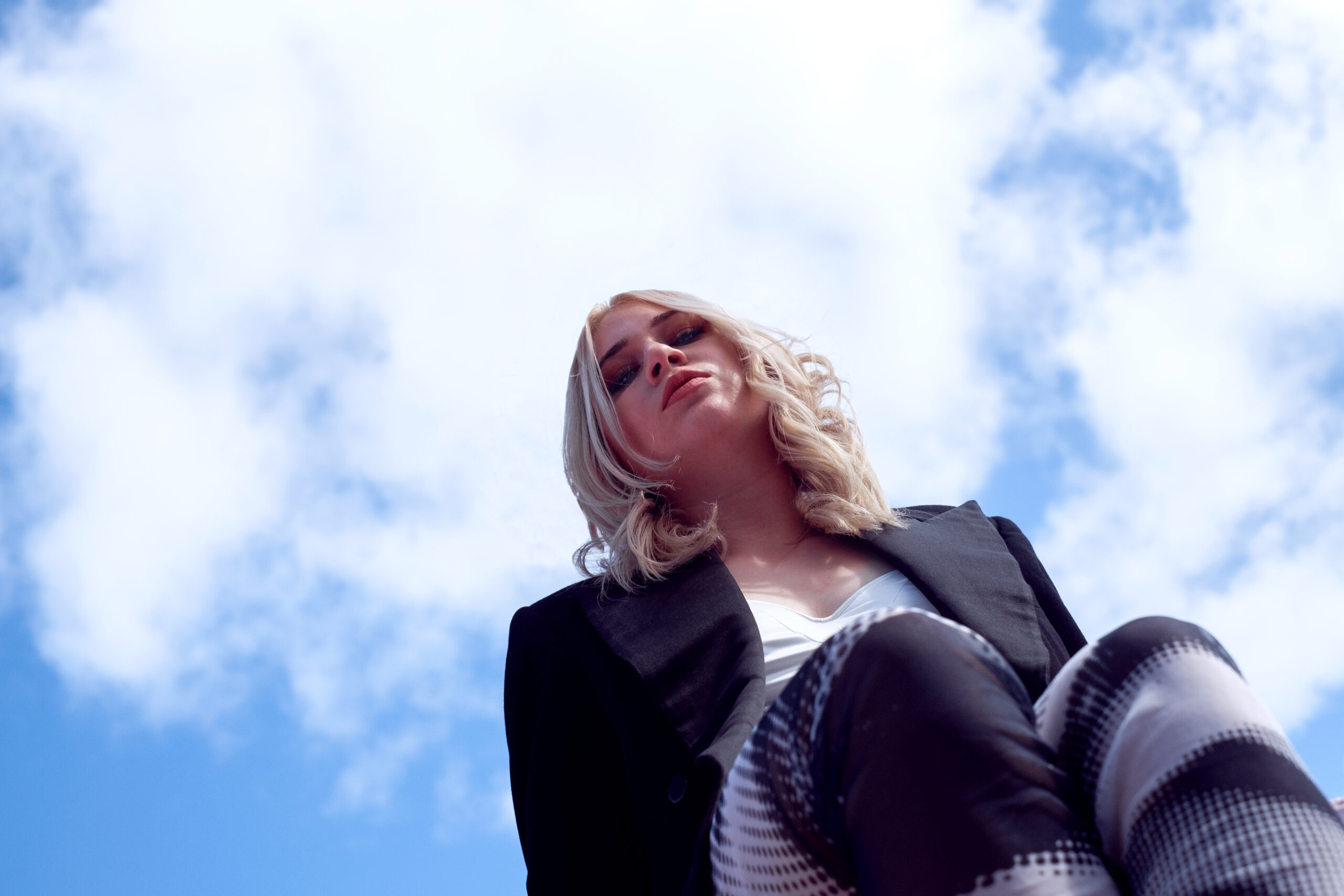 Read more about the article Throne of Mine: A Dark and Haunting Debut EP From Michèle Ducray