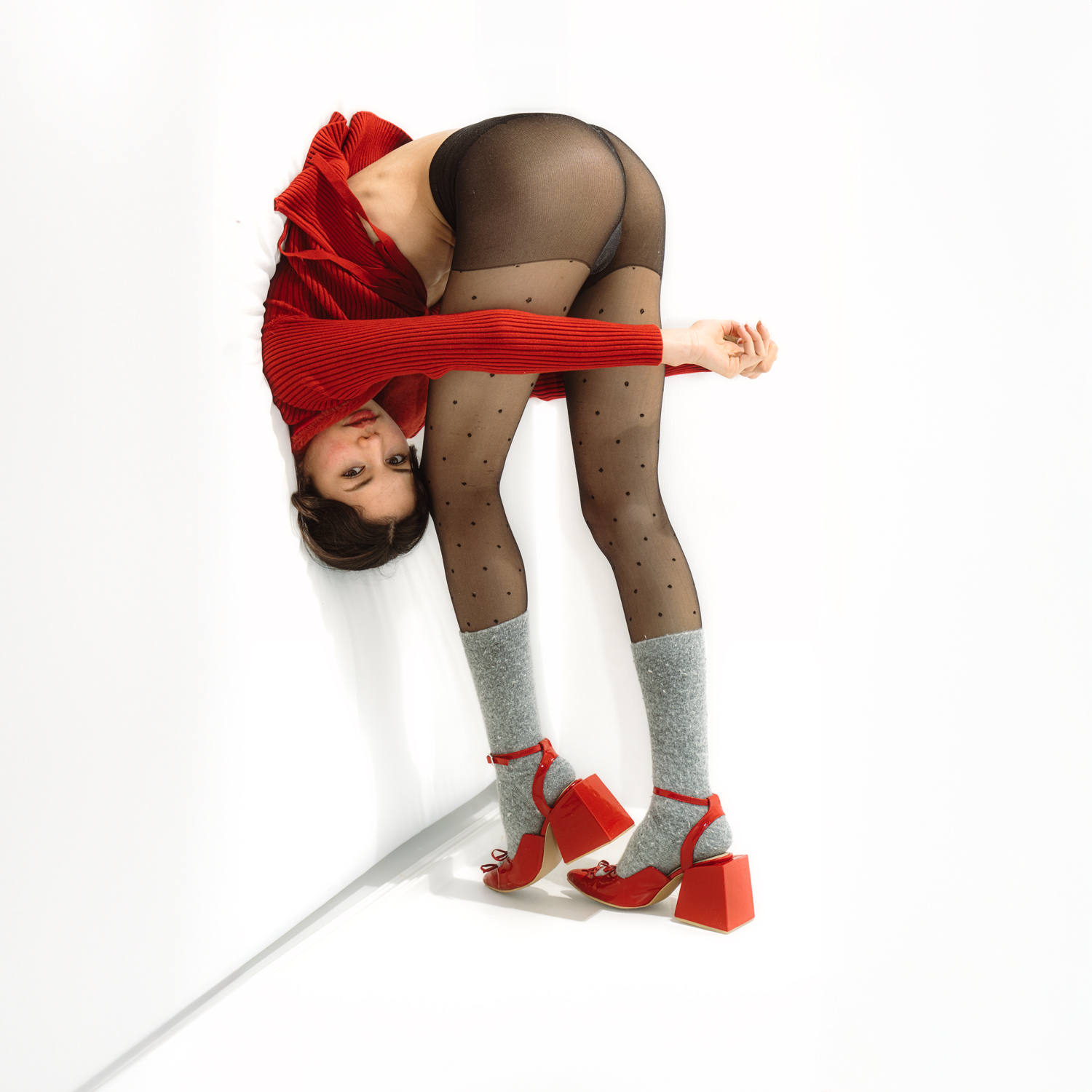 Read more about the article GIRL IN RED