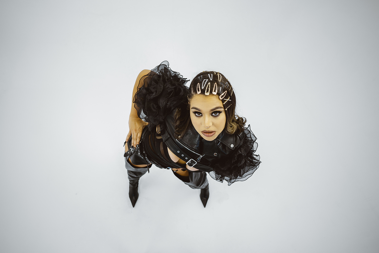 Read more about the article “Hot Bitch” by CHEIQ Ft. Lala Ri Is an Explosion of Rebellion and Empowerment
