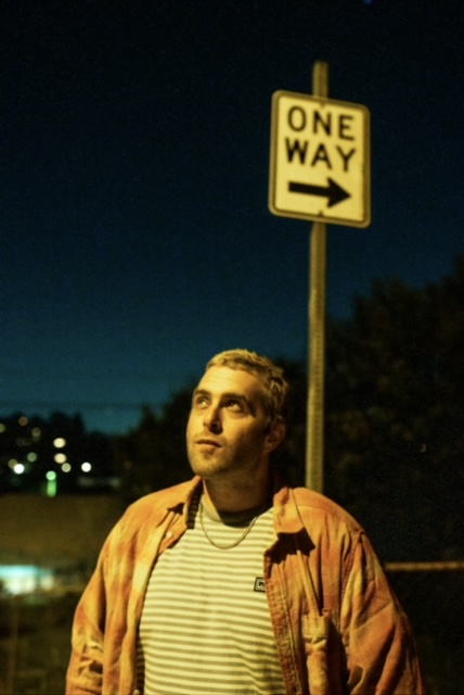 Read more about the article Artist Spotlight: Pink Skies draws on synth-pop and ambient electronic music on latest ‘The Tree That Broke The Cement’ deluxe release 