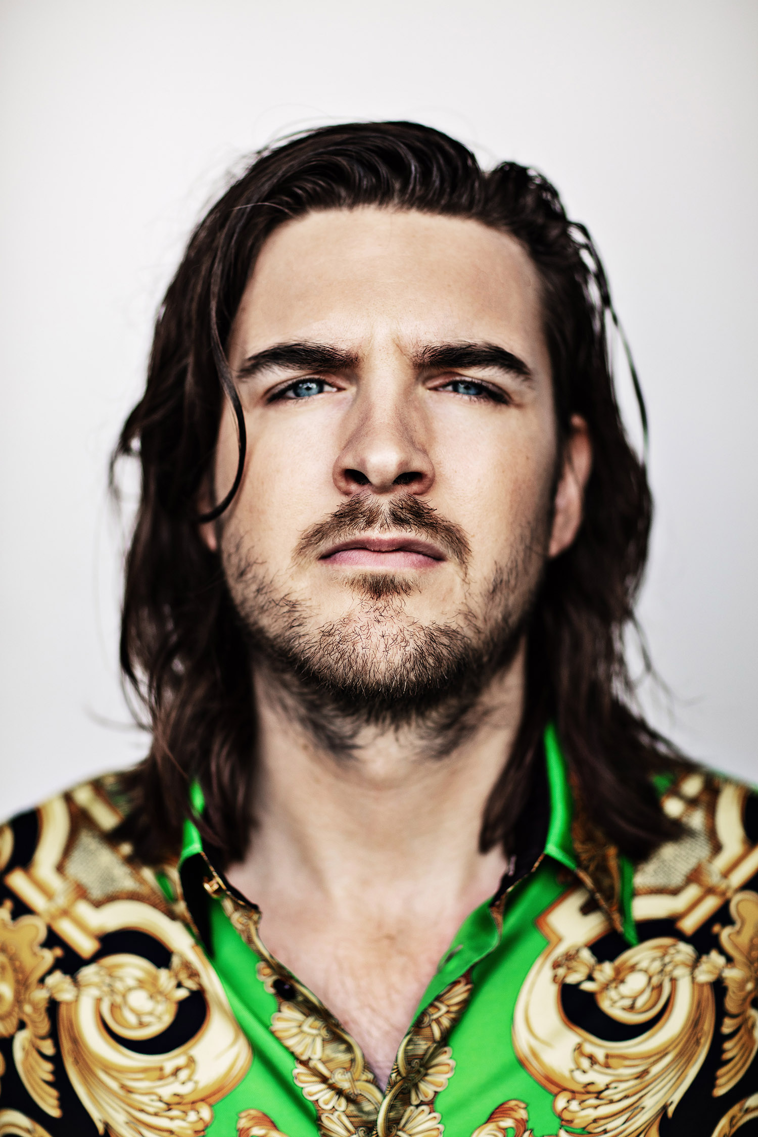 Read more about the article From Illegal Raves to AI Integration: Reinier Zonneveld Becomes a Pioneer for the Future of Electronic Music