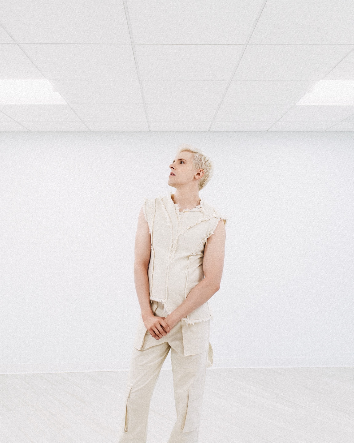 Read more about the article Bryce Bowyn’s EP “Siege” Is a Bold Debut That Blends Pop, Rock, and Advocacy