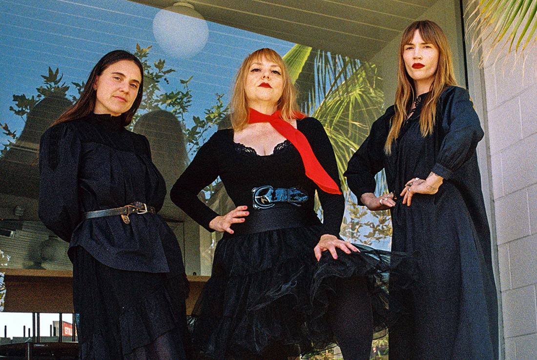 Read more about the article EAT THE POOR: QUASI MOON’s LAMENT FOR THE END TIMES WITH A SYNTH-TINGED TWIST