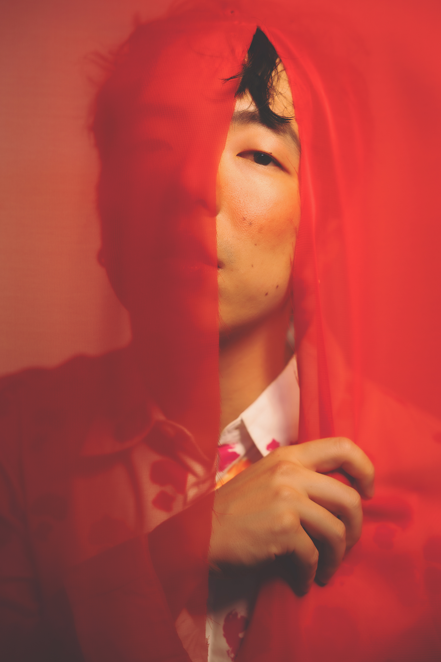 Read more about the article KENTON TURNS HEARTACHE INTO ART WITH NEW SINGLE “GIFT OF LONELINESS”