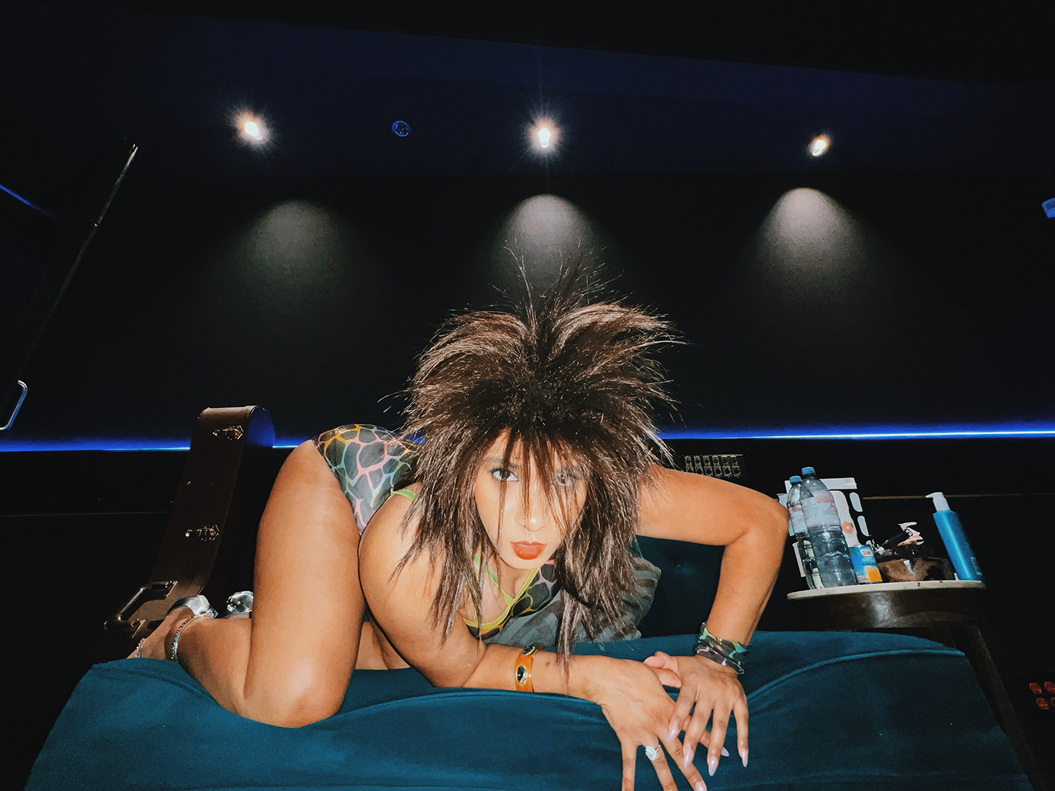 Read more about the article ILENE MAKES POP DANGEROUS (AND HILARIOUS) AGAIN