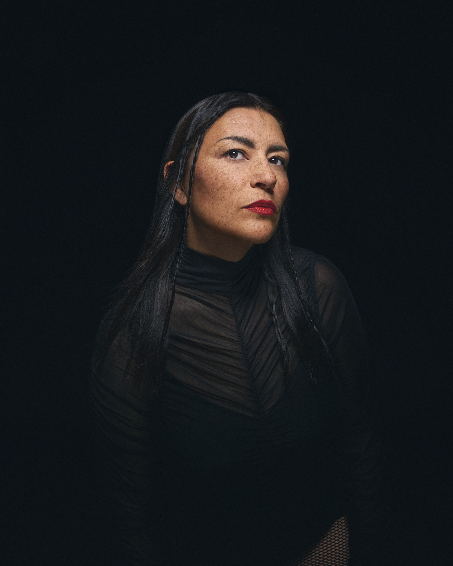 Read more about the article Remixing Nostalgia: An Interview with Elisapie on “Heart of Glass” and Beyond