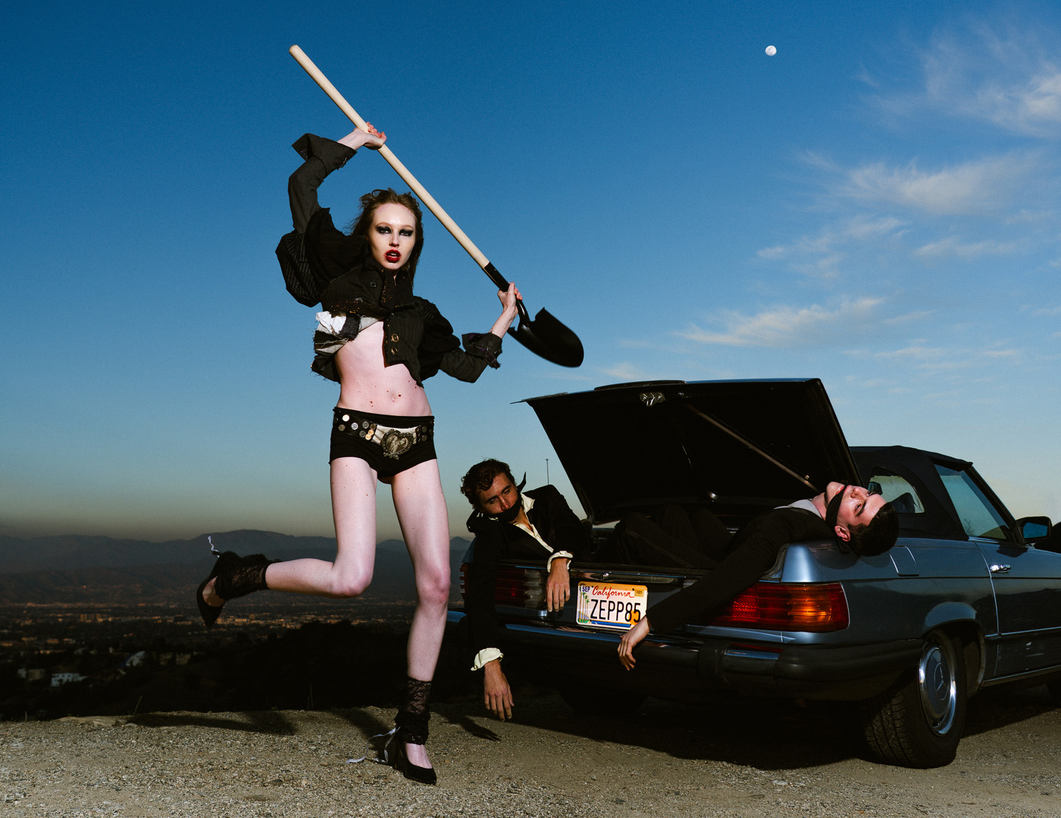 Read more about the article WOMXN: PART I — WHO’S DRIVING ON MULHOLLAND?