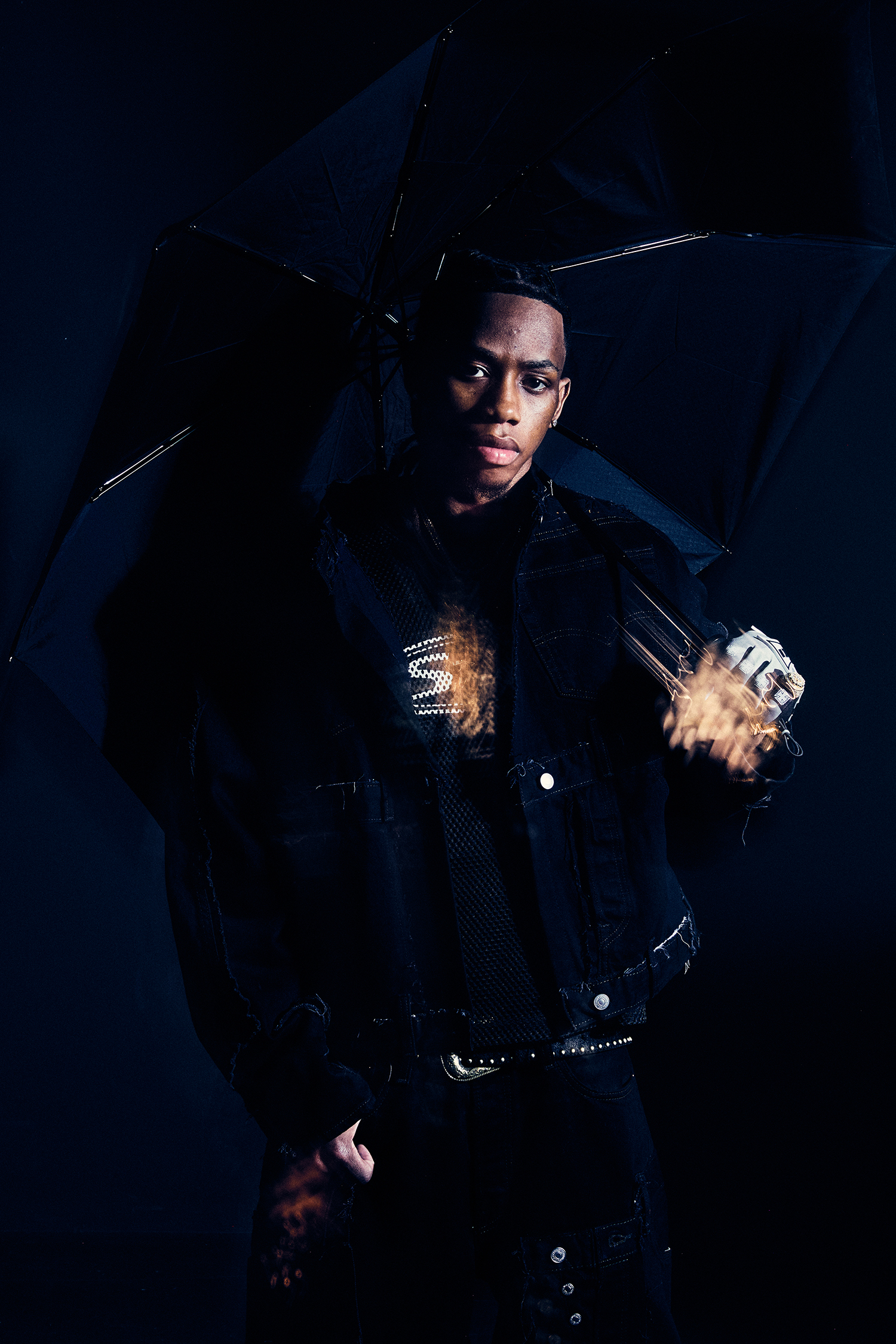 Read more about the article LIVING GOLD: LG MALIQUE CLOSES THE TRILOGY WITH “ROSE GOLD”