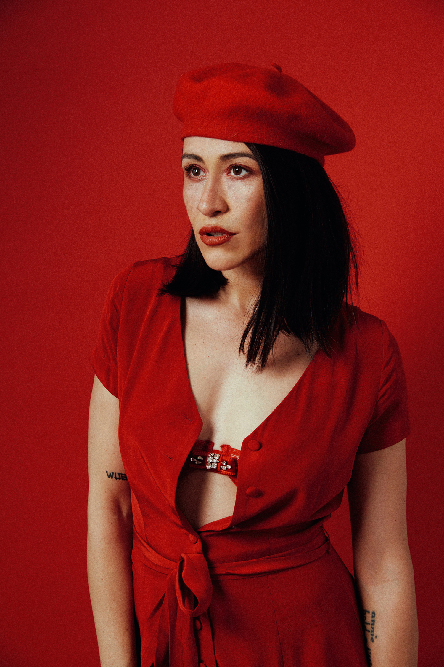Read more about the article problemas Turns Heartbreak Into a Blueprint for Reinvention on “Prototype”